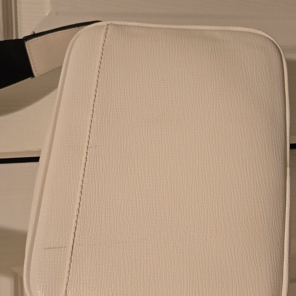 Karl Lagerfeld Paris Maybelle Crossbody Bag Winter White/Blush Nwot - Picture 5 of 6